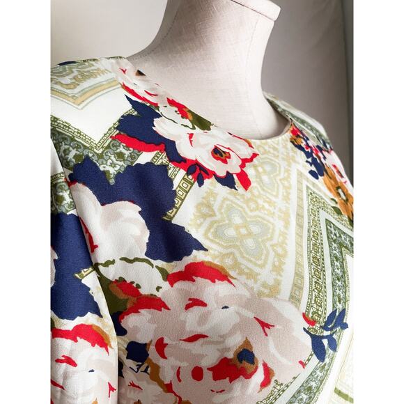 NWT C Est 1946 Flutter Sleeve Floral Sheath Dress. Size Small. - Picture 5 of 6